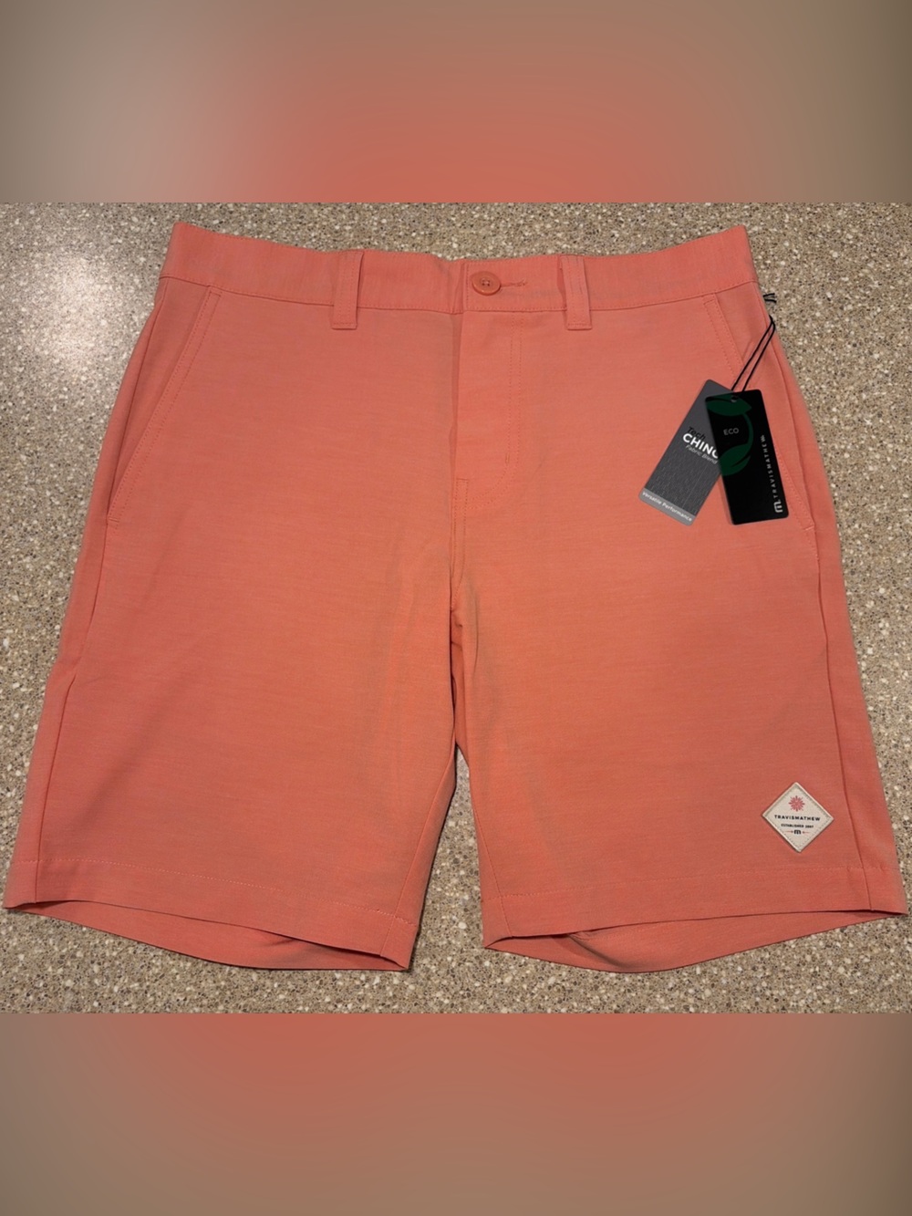 NWT Travis Mathew Tech Chino 8” Shorts Stretch Golf Terra Cotta Men’s 30 Waist
